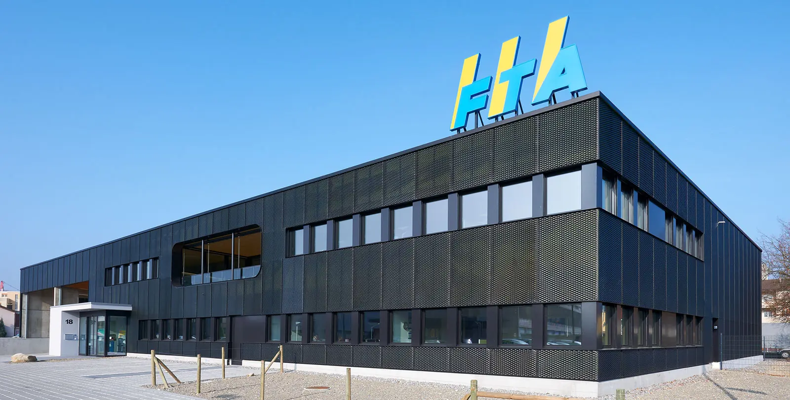 Neubau-mit-LOGO_1600x811px_1